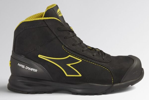 CHAUSSURES DE SÉCURITÉ SEMI-MONTANTES S3 HRO SRC ESD EN NUBUCK SOIE HYDROFUGE. TAILLE 35 A