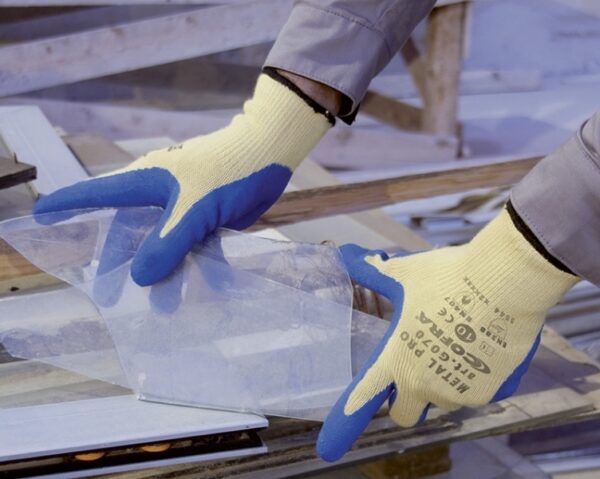 GANT MULTIRISQUES, ANTI-COUPURE, ANTI-PIQURE, ANTI-CHALEUR 250°C, KEVLAR FIL METAL JAUGE 10, ENDUCTION LATEX BLEU GRANITE, T 7 A 11