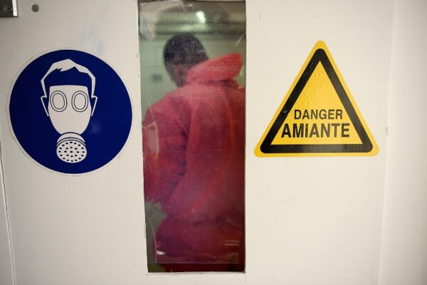 DECONTAMINATION VENTILATION AMIANTE