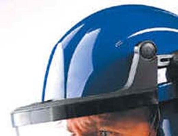 PORTE-ECRAN TECHPLUS POUR VISIÈRE POLYCARBONATE ADAPTABLE SUR TOUT TYPE DE CASQUES